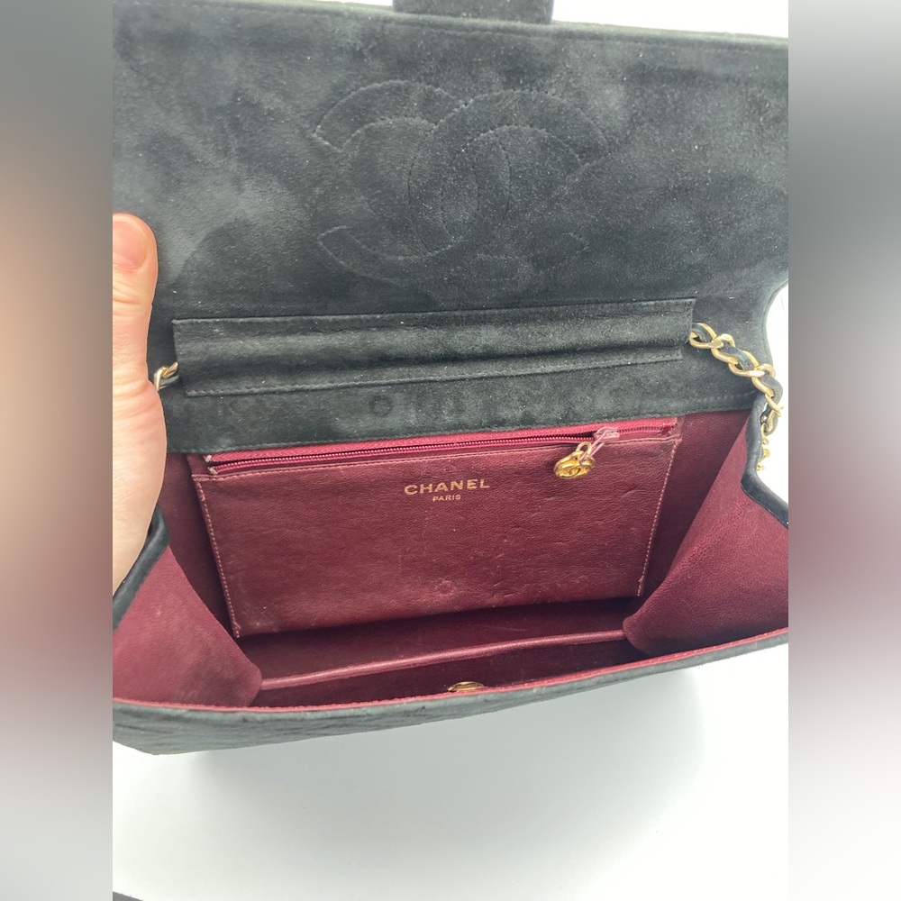 CHANEL QUILTED BLACK GOLD MATELASSE CC SUEDE SINGLE FLAP SHOULDER BAG WITH COA - Picture 7 of 15
